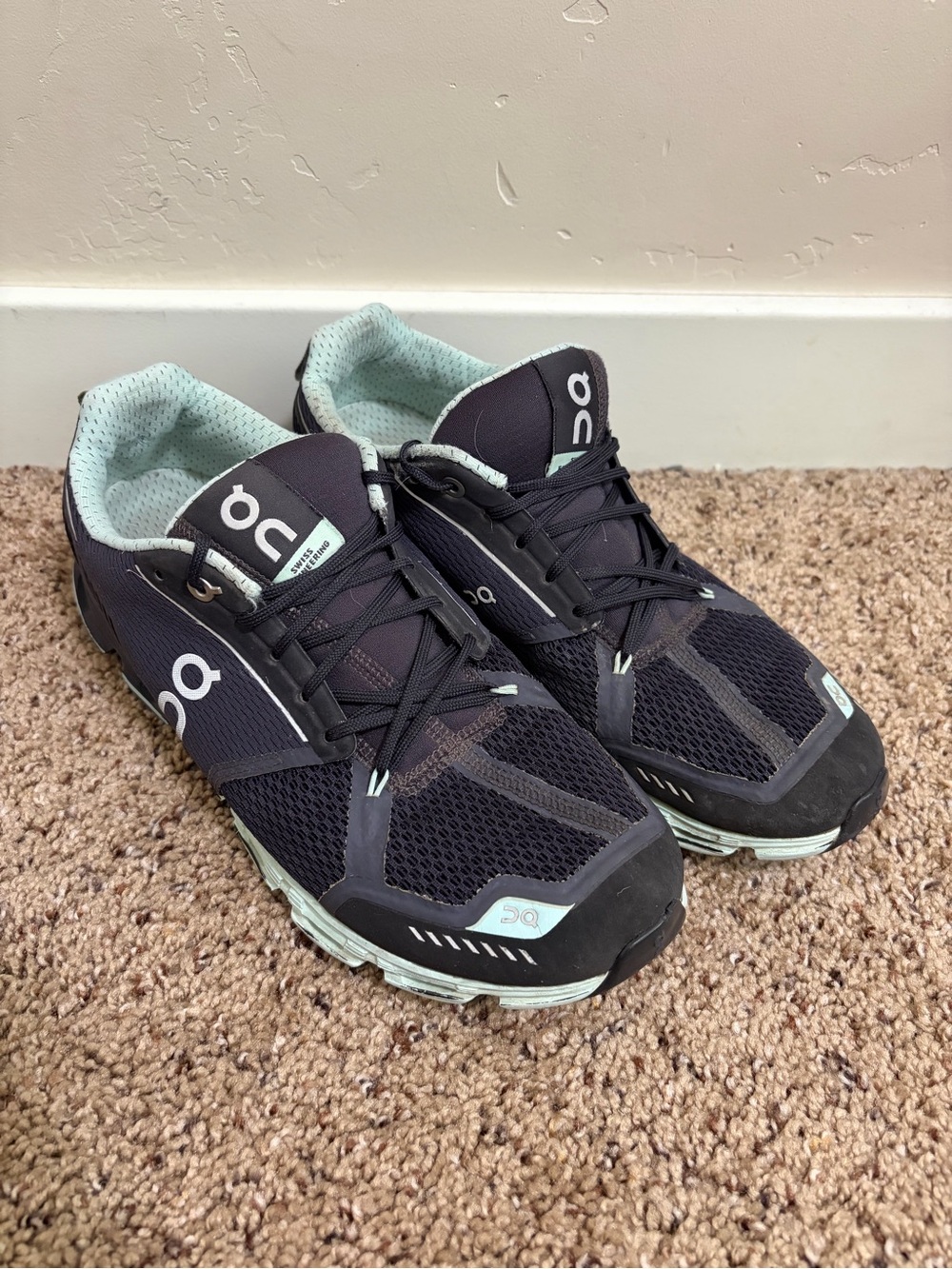 ON Women's Cloudflyer Running Shoes, Grey / Jade, Size 10